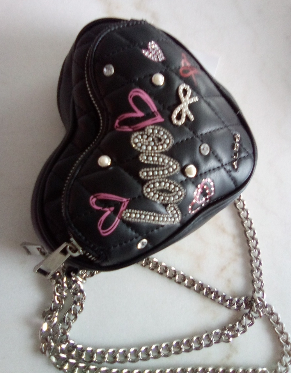 Aldo: Pretty Quilted Heart Purse. (Two Compartments)